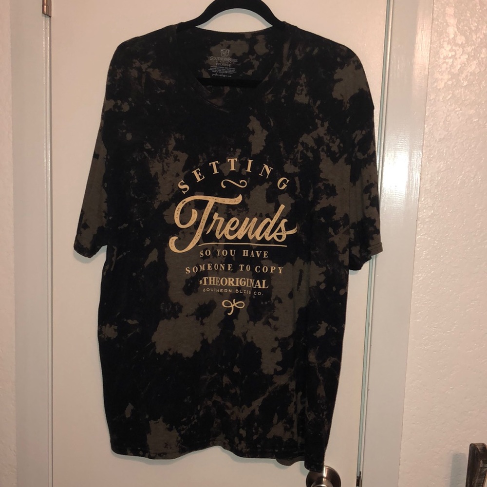 Southern Bliss Setting Trends Tee XXL